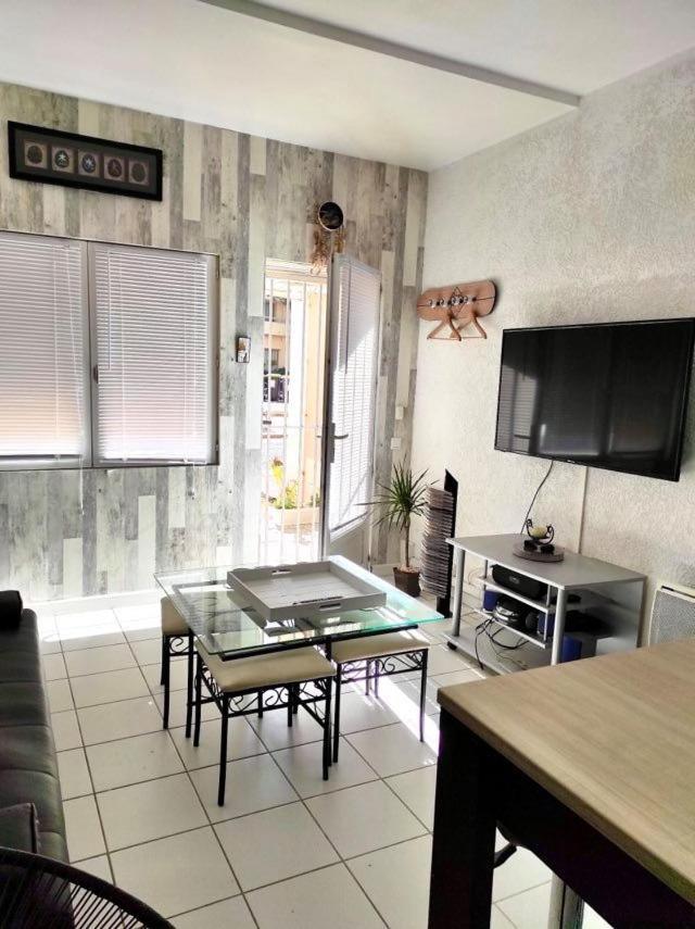 Appartement T2 Au Port De Canet-En-Roussillon - Proche De La Plage Et De L'Aquarium Oniria Exterior foto